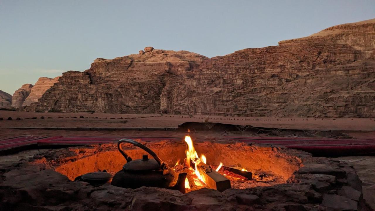 Whydesert Camp & Tours Wadi Rum Exteriör bild